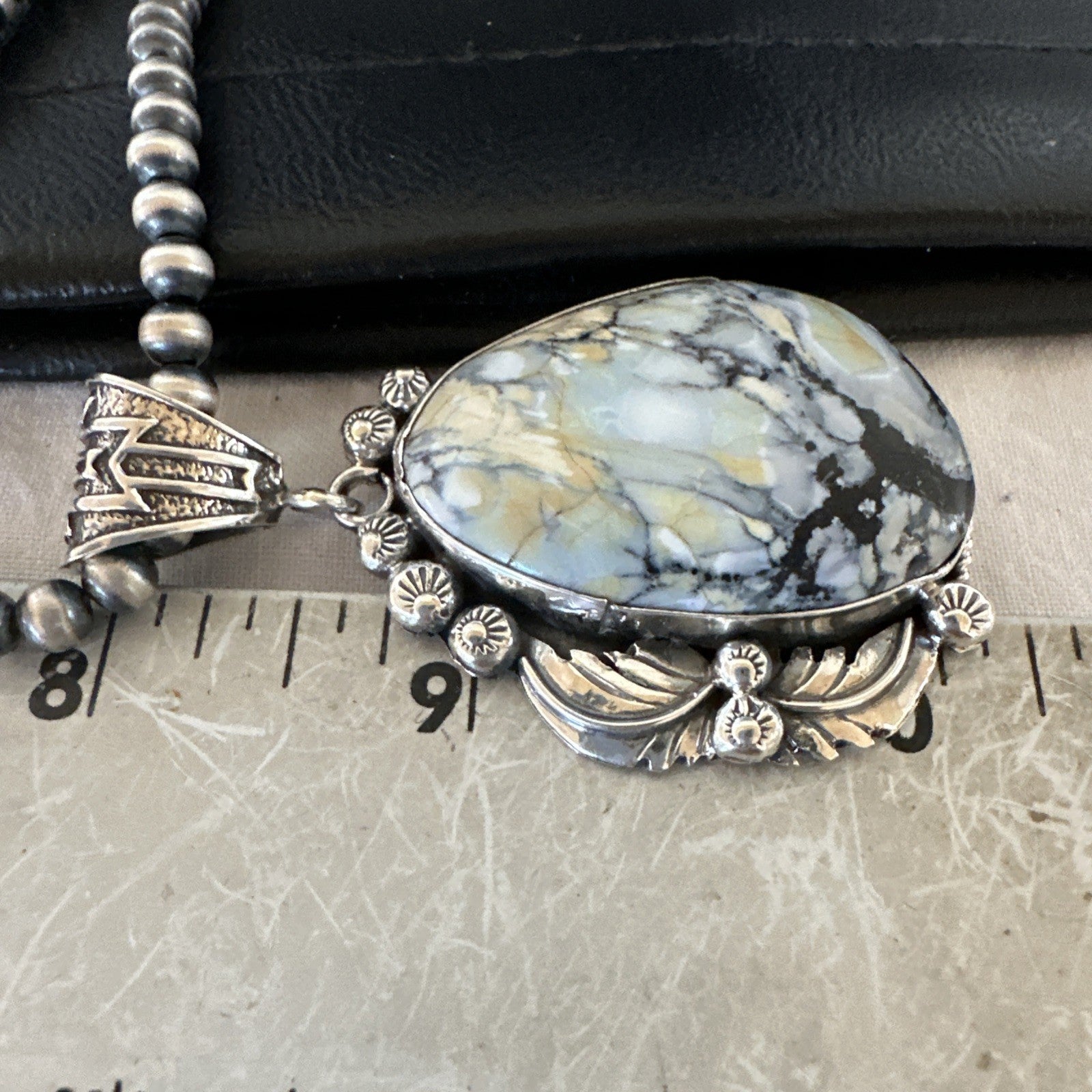 White Buffalo Turquoise Pendant Navajo Pearls Sterling Silver Necklace 19342
