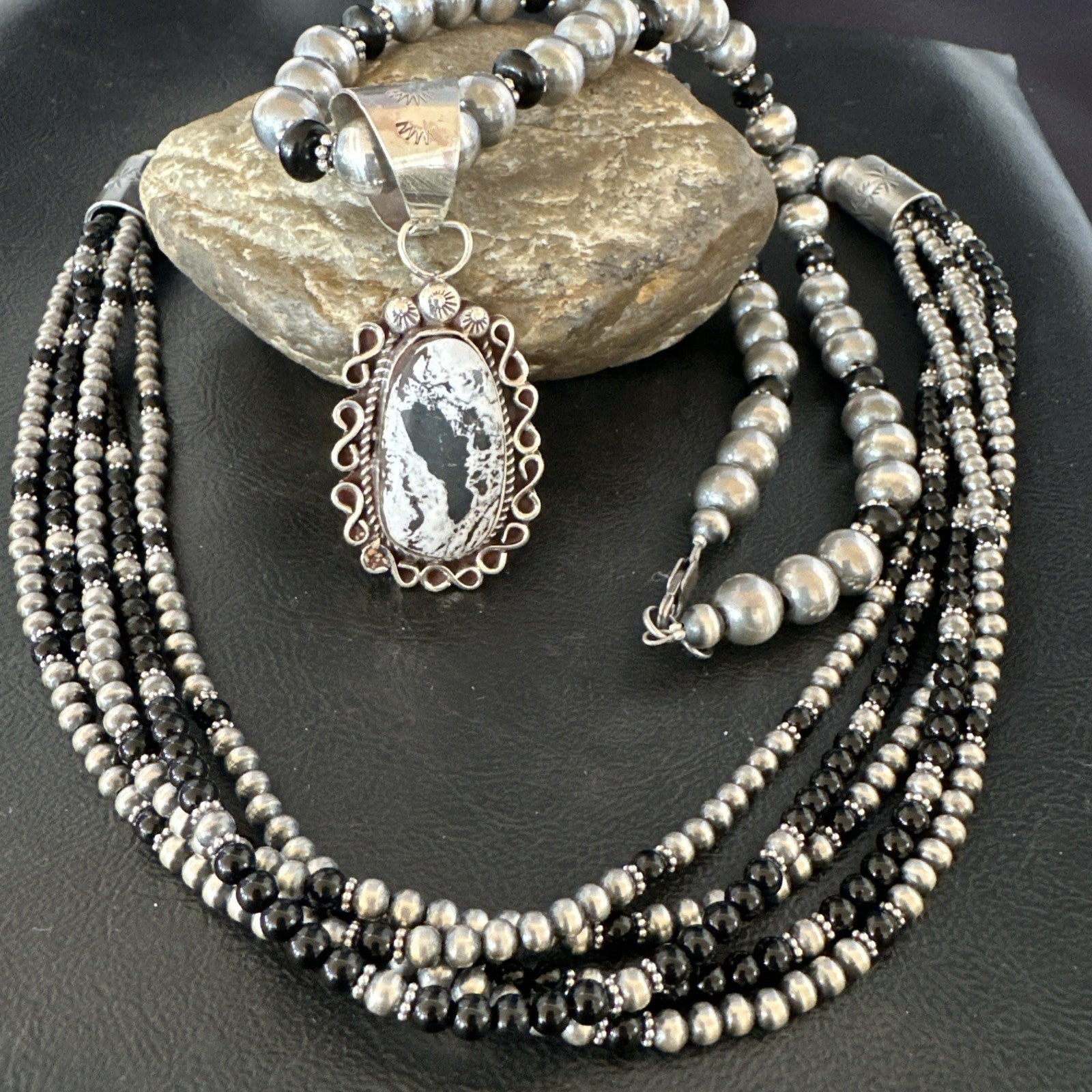 White Buffalo Black Onyx Sterling Silver Navajo Pearls Strand Necklace Set 19020