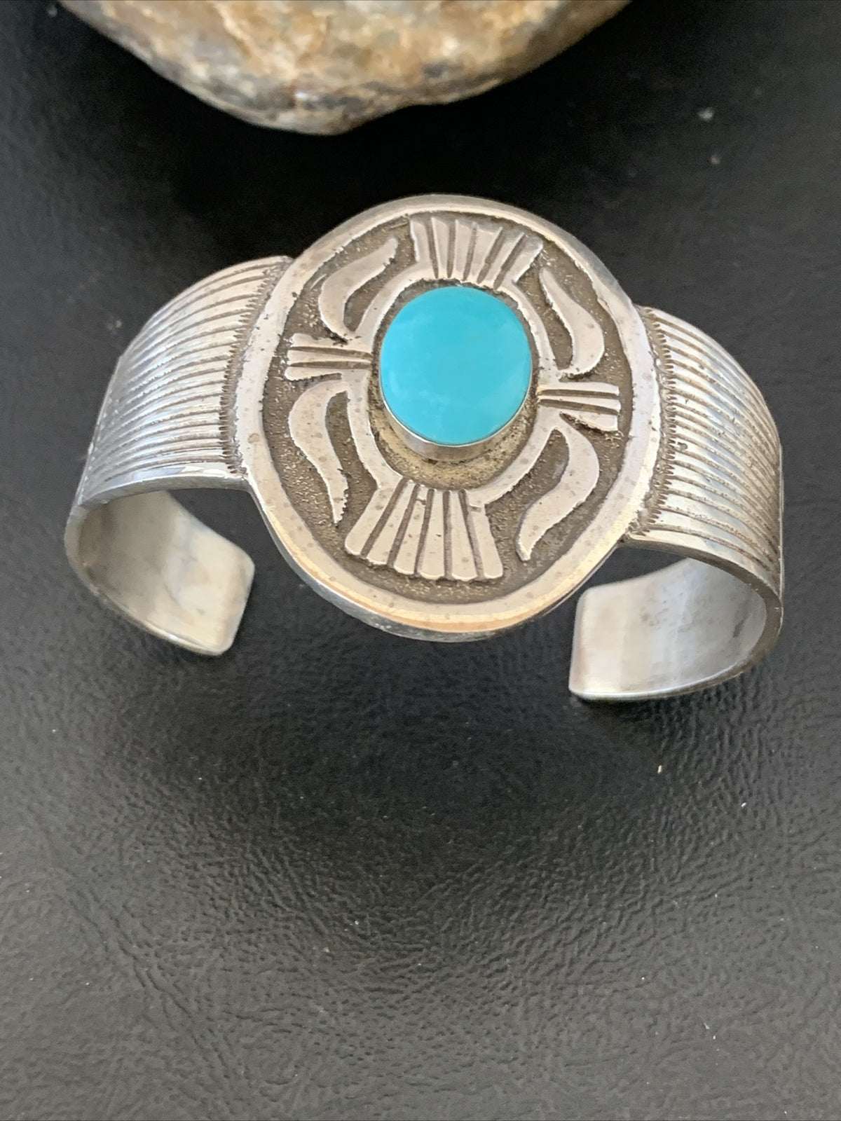 Mens Blue Kingman Turquoise Navajo Sterling Silver Cuff Bracelet 1654