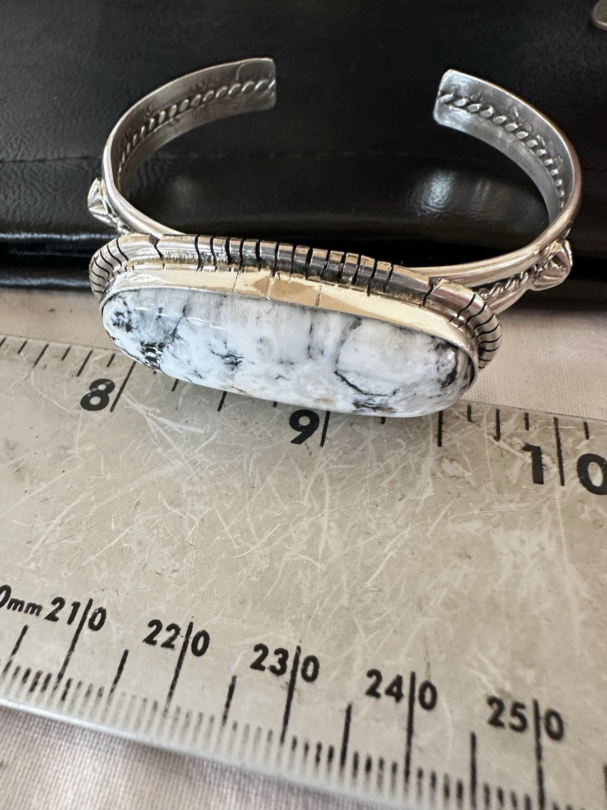 White Buffalo Turquoise Navajo Sterling Silver Cuff Bracelet 7" 19381