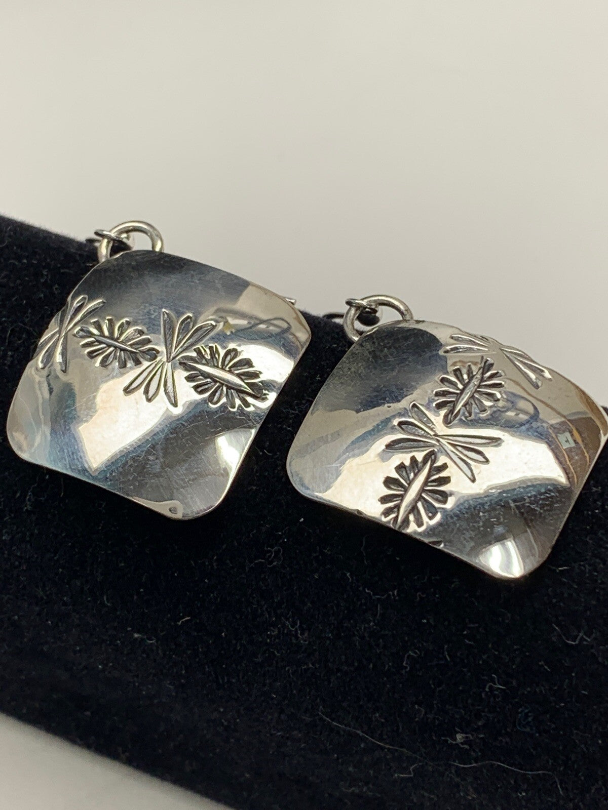Native American Indian Navajo Stamped Sterling Silver Earrings 19756