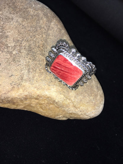Navajo Sterling Silver Red Spiny Oyster Ring Size 8.5 01811