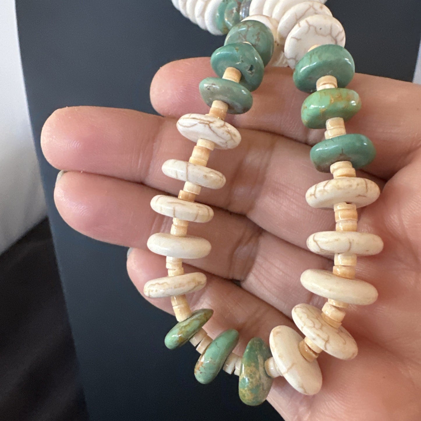 Green Royston Turquoise Shell Santo Domingo Sterling Silver Necklace 29” 19681