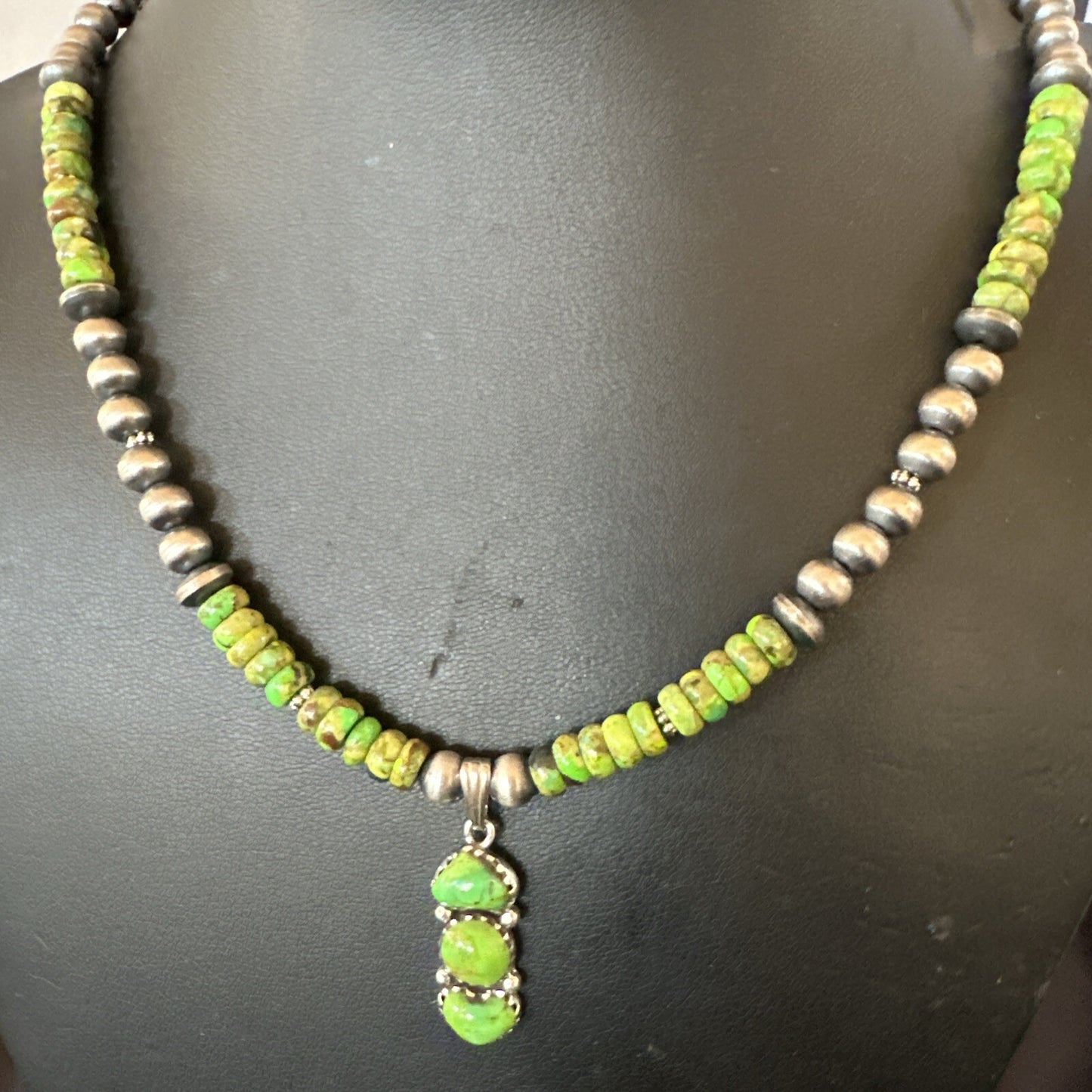 Womens Green Gaspeite Turquoise Pendant Navajo Sterling Silver Necklace 18388