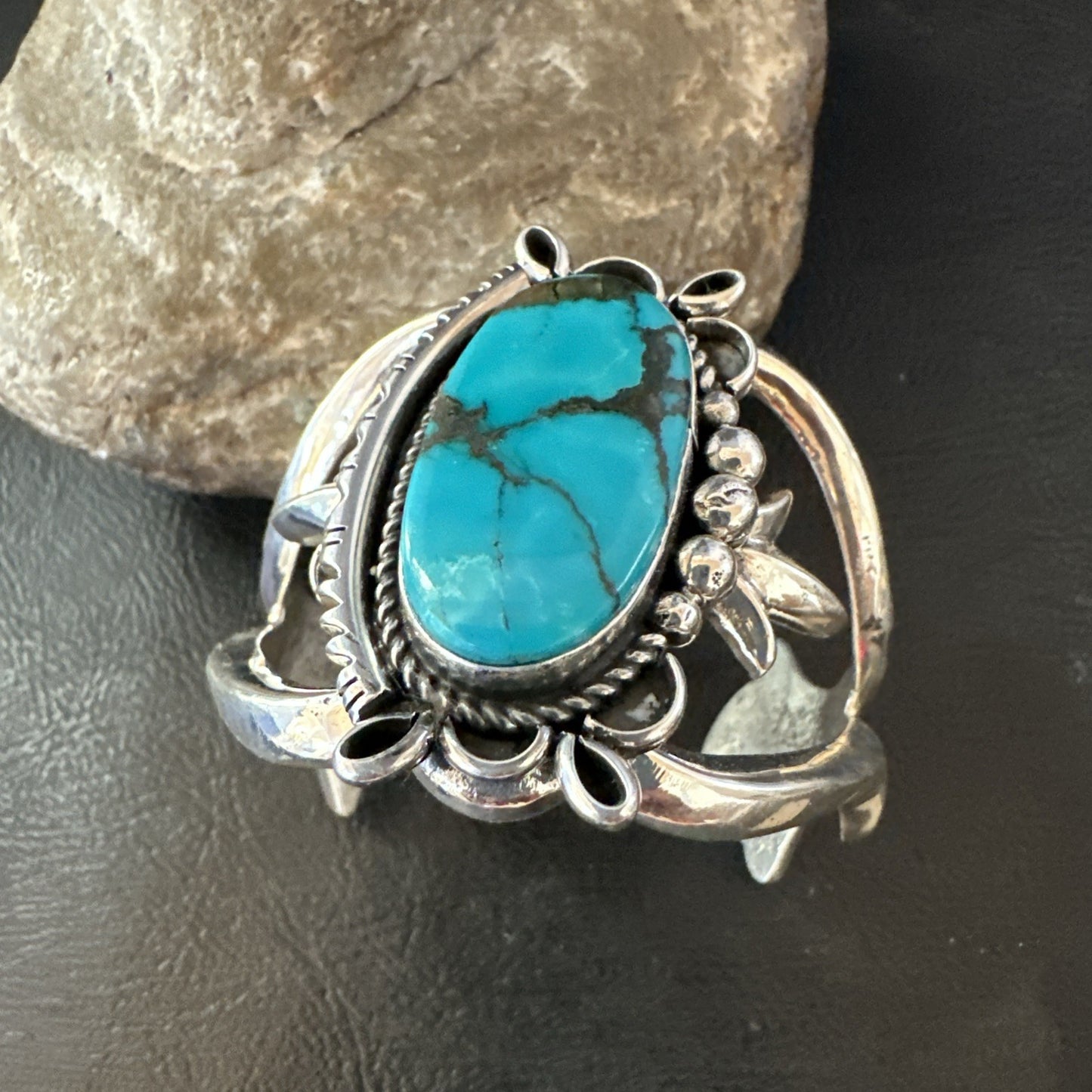 Yazzie Kingman Turquoise Navajo Sterling Silver Tufa Cast Cuff Bracelet 19691