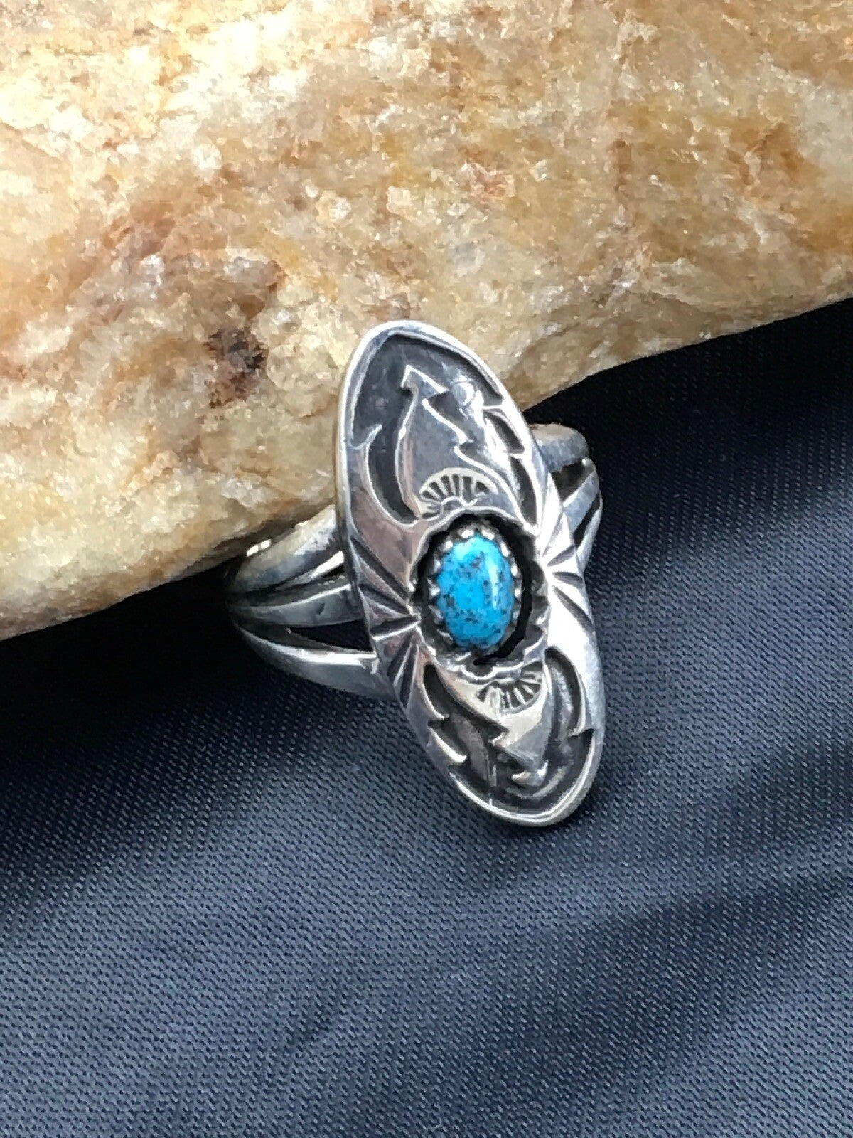 Old Pawn Shadow Box Navajo Sterling Kingman Turquoise Ring Set5.75 2625
