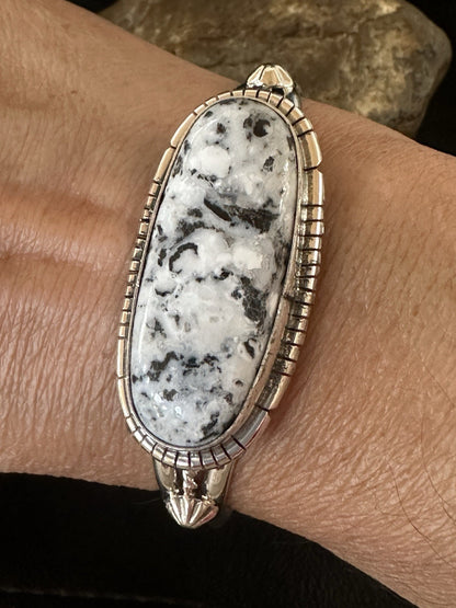 White Buffalo Turquoise Navajo Sterling Silver Cuff Bracelet 7.25" 19393