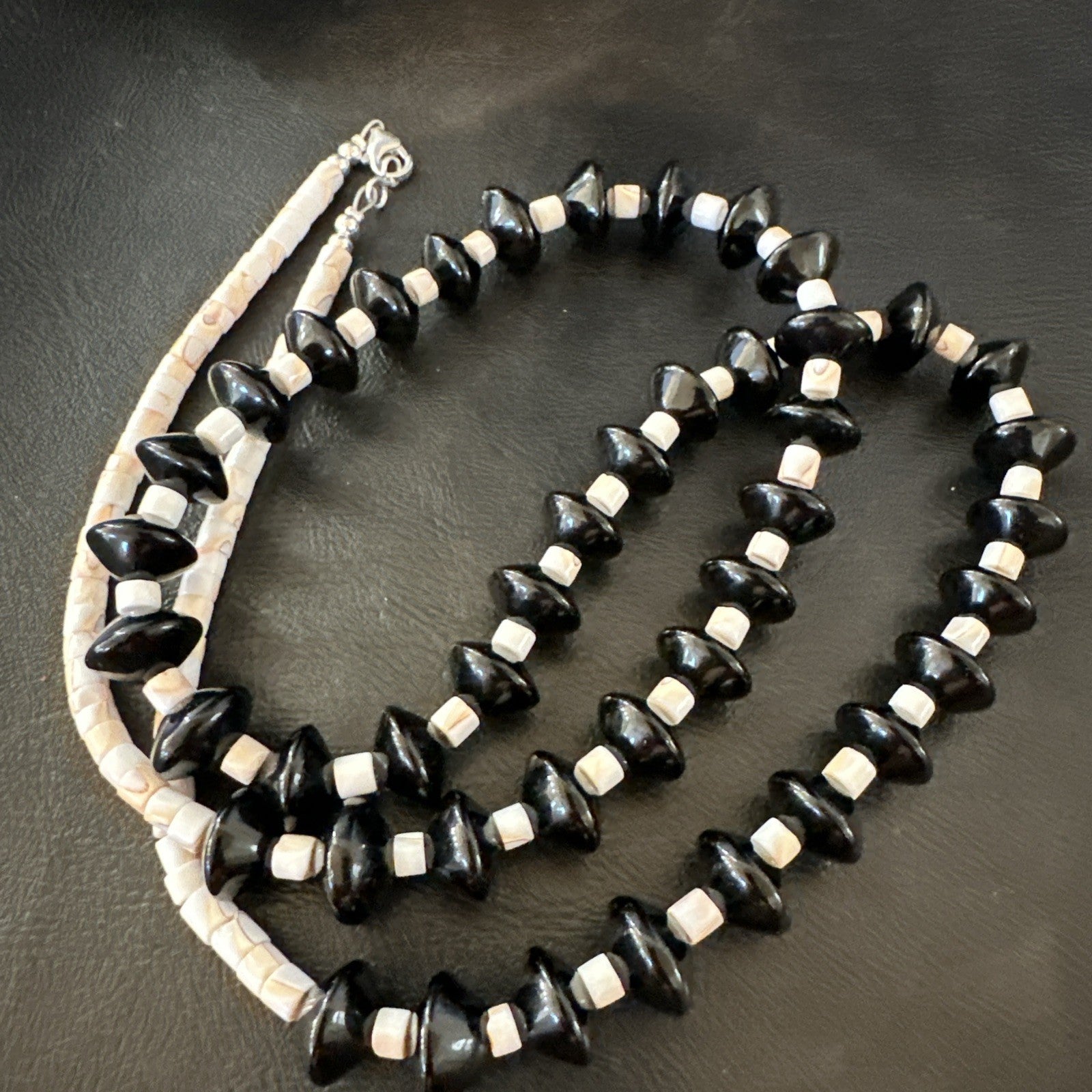 Sterling NAVAJO Black Onyx Pink Shell Silver Necklace 34” 19578