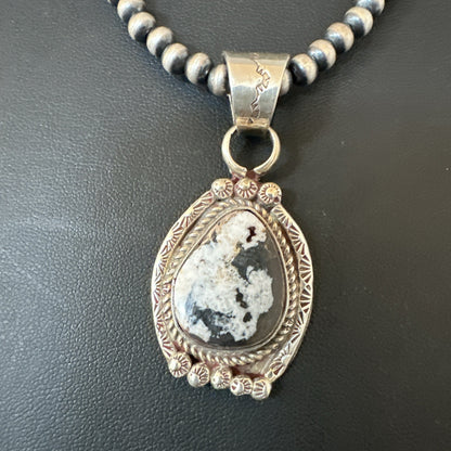 White Buffalo Turquoise Pendant Navajo Pearls Sterling Silver Necklace 20” 19495
