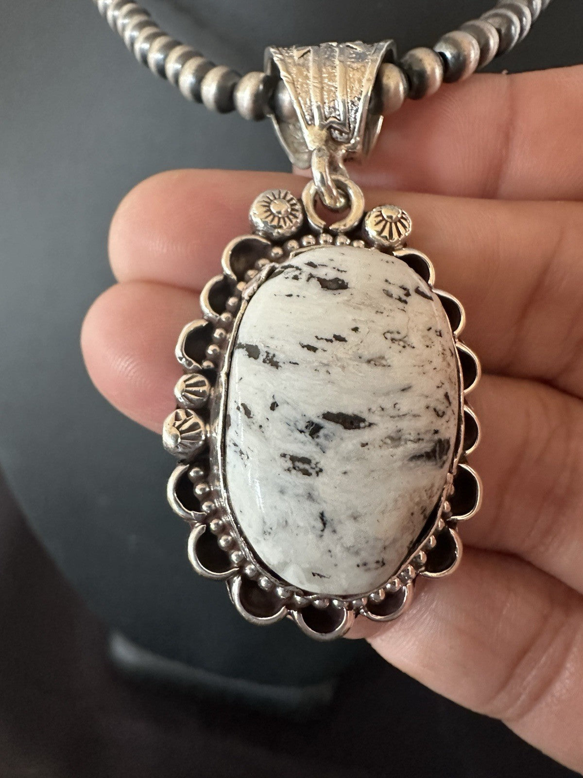 White Buffalo Turquoise Pendant Navajo Pearls Sterling Silver Necklace 19373