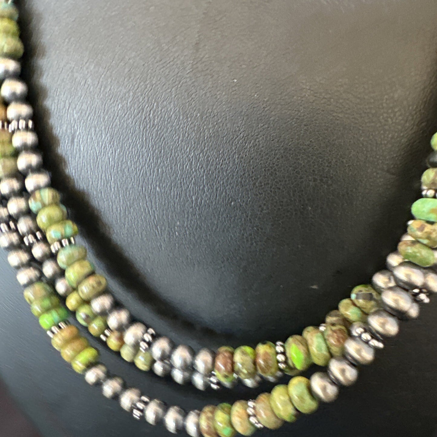 Navajo Pearls Green Gaspeite Turquoise Sterling Necklace 3S 03091
