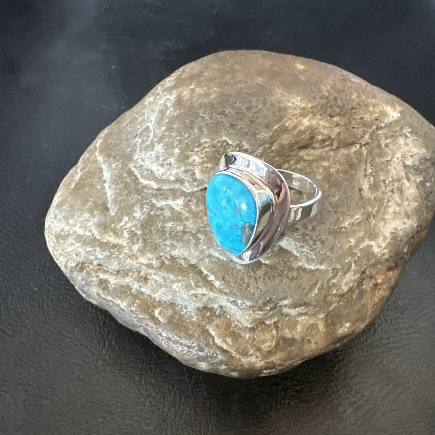 Southwestern Sterling Silver Blue Kingman Turquoise Ring Size 8 18517