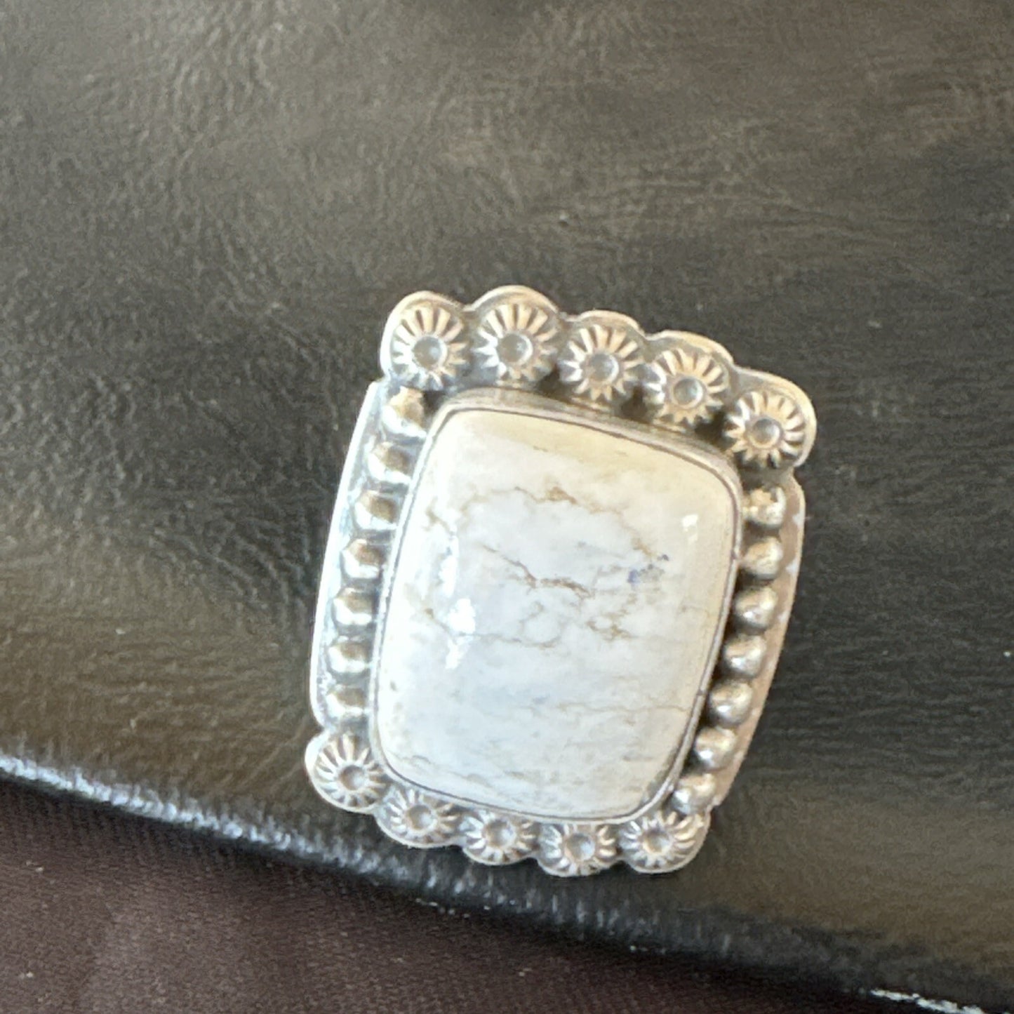 White Buffalo Turquoise Navajo Sterling Silver Ring Size 8 18776