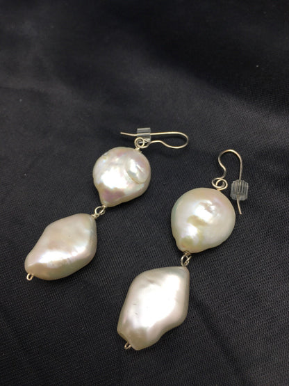 Beautiful White Sterling Silver Freshwater Pearl Dangle Earrings 1.5" 03078