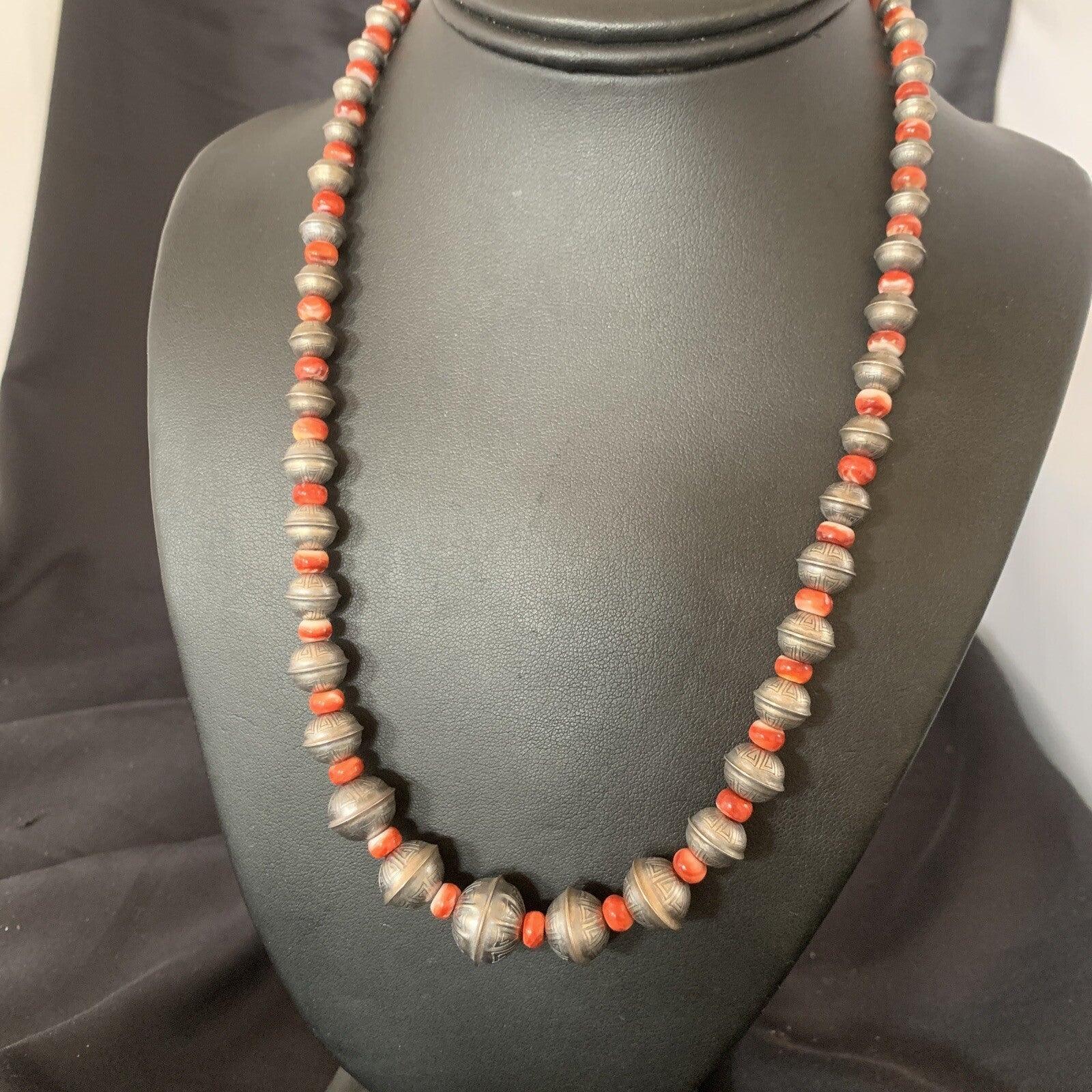 Red Spiny Oyster Sterling Silver Beads Bead Necklace 95607