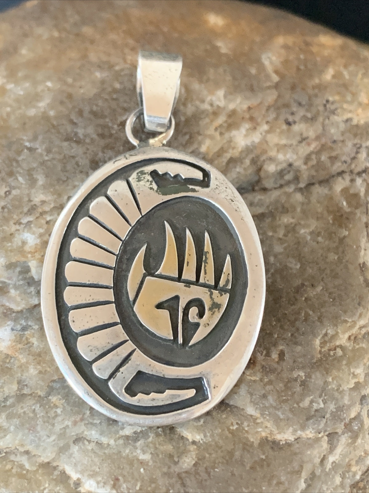Bearpaw Hopi Gold Southwestern Sterling Silver Pendant 01398