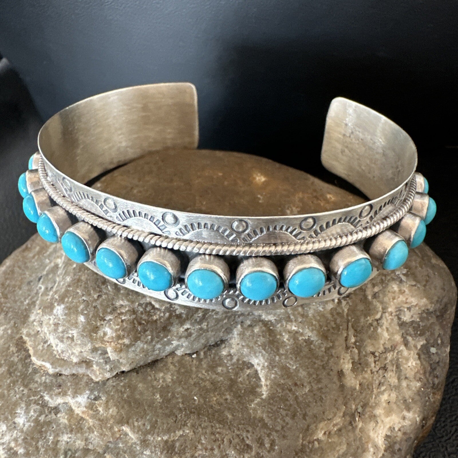 Mens Womens Kingman Turquoise Navajo Sterling Silver Cluster Cuff Bracelet 18865