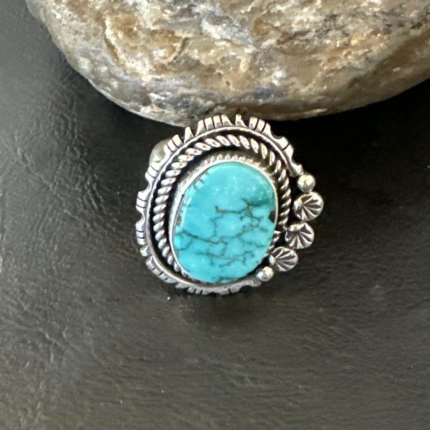 Yazzie Handmade Navajo Sterling Silver  Blue Kingman Turquoise Ring Size 8 19628