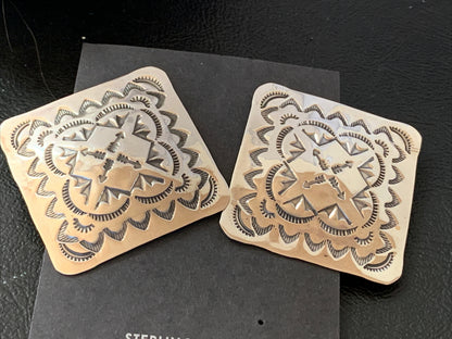 Womens Navajo Sterling Silver Earrings 01674