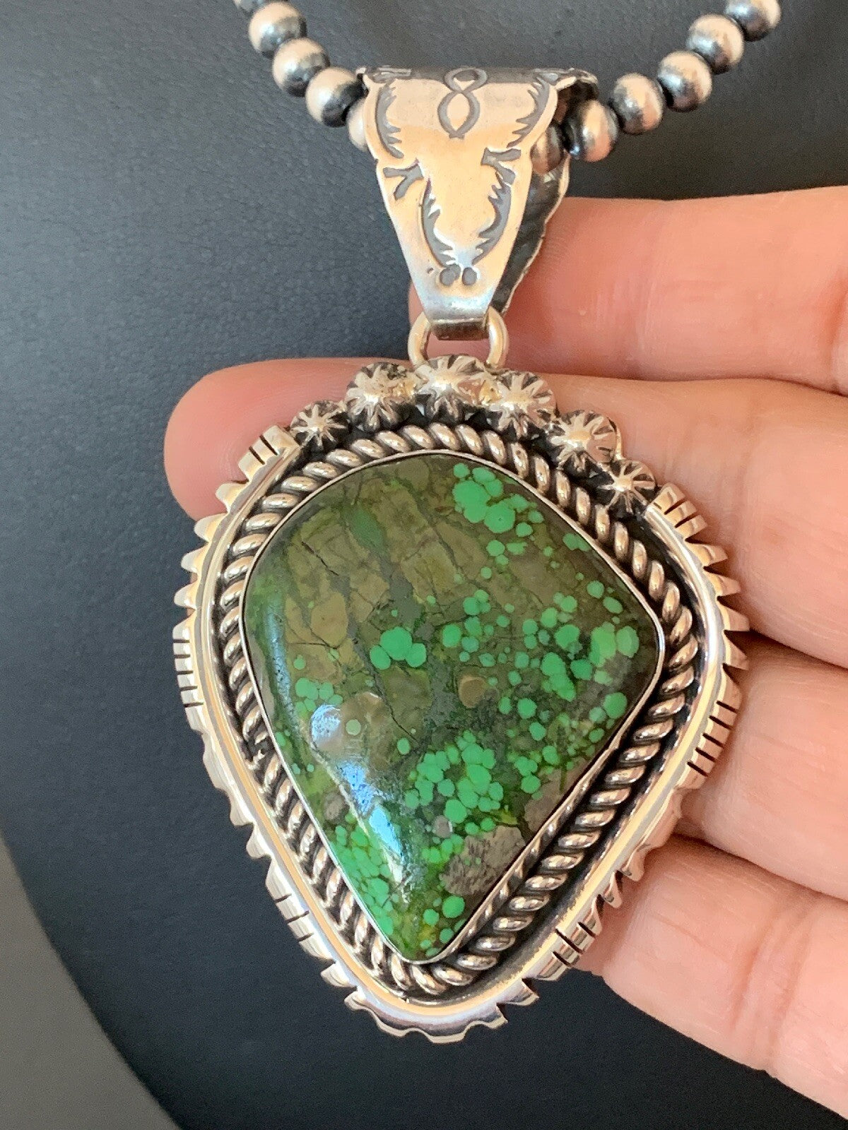 Navajo Pearls Sterling Green Spiderweb Turquoise Pendant Necklace 2984