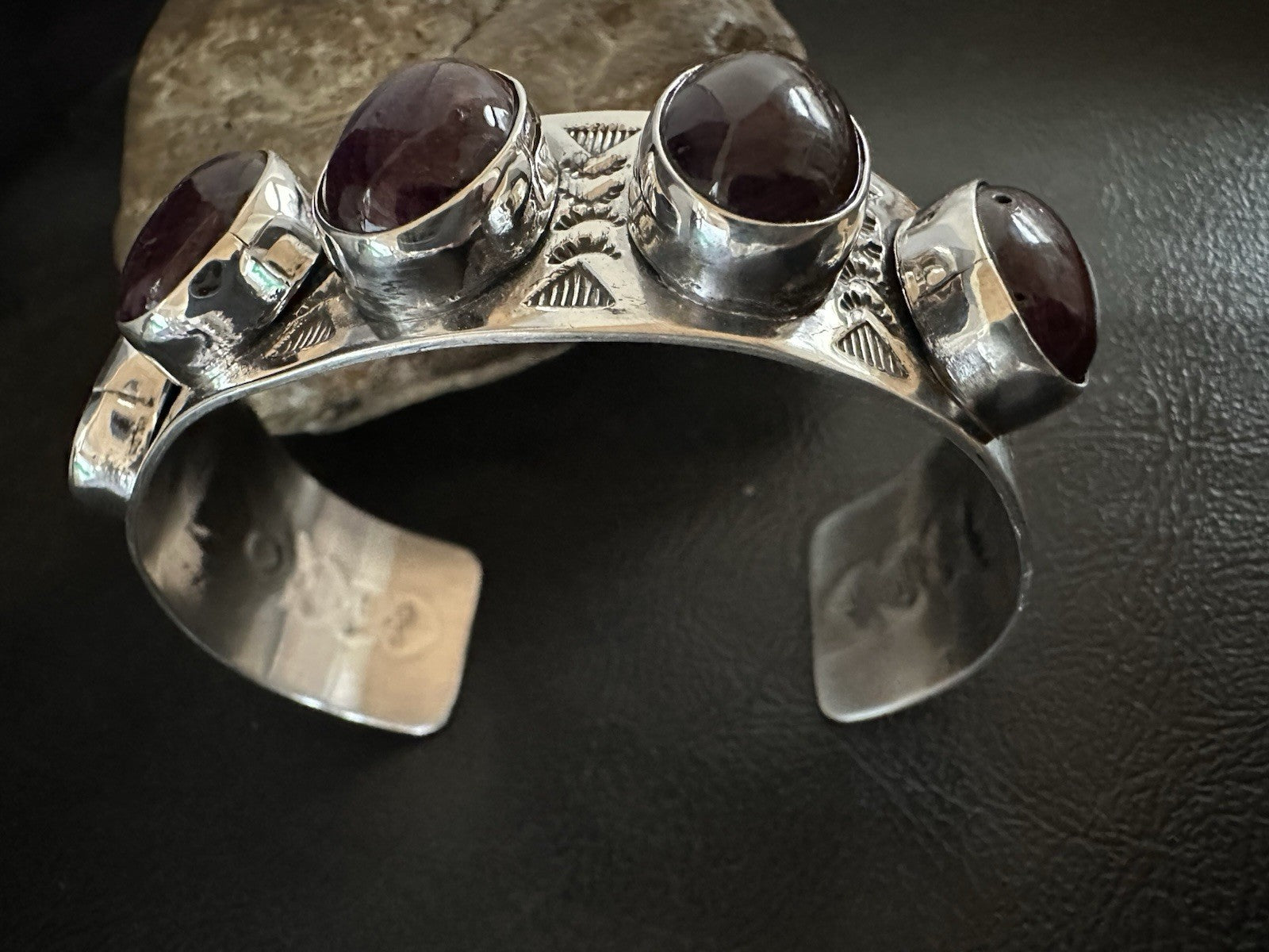 Purple Spiny Oyster Row 5 Stone Sterling Silver Navajo Cuff Bracelet 19473