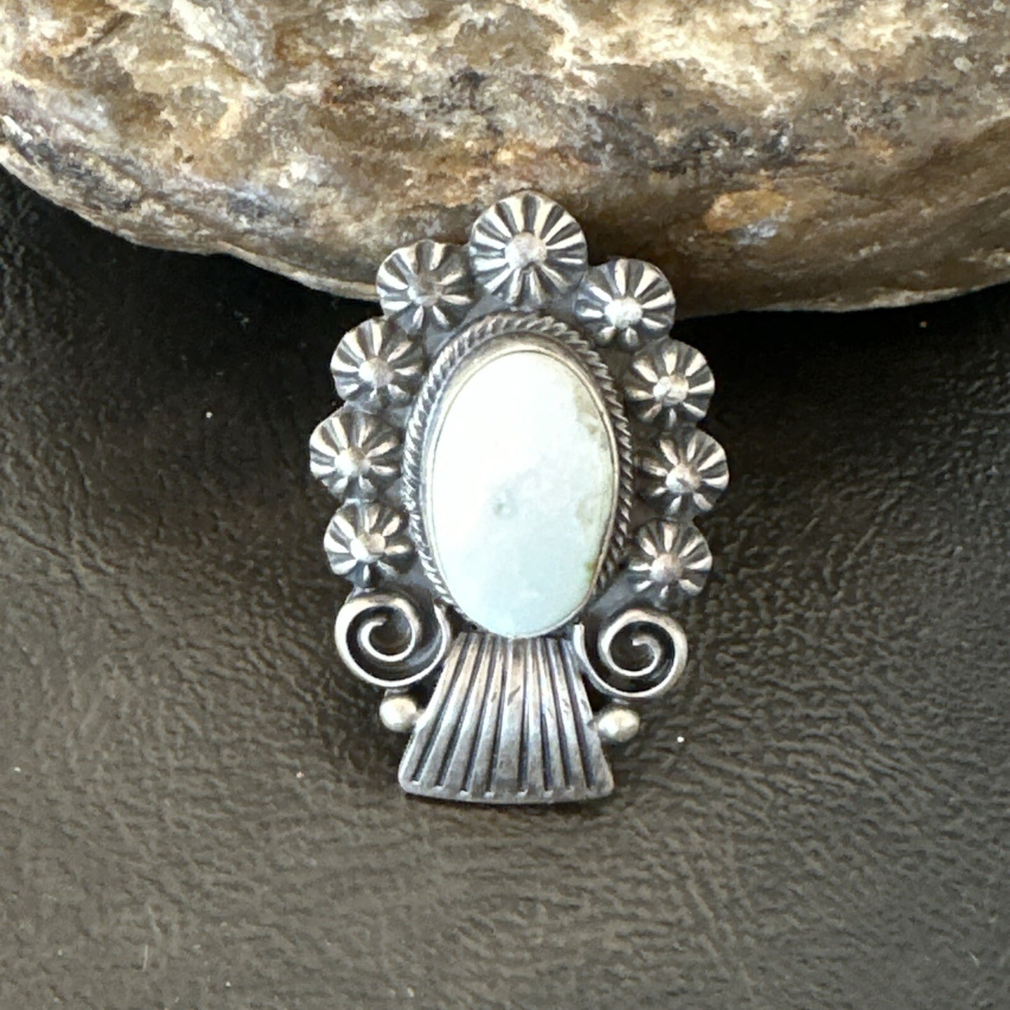 Women Blue Dry Creek Turquoise Navajo Sterling Silver Ring Sz 8.5 18615