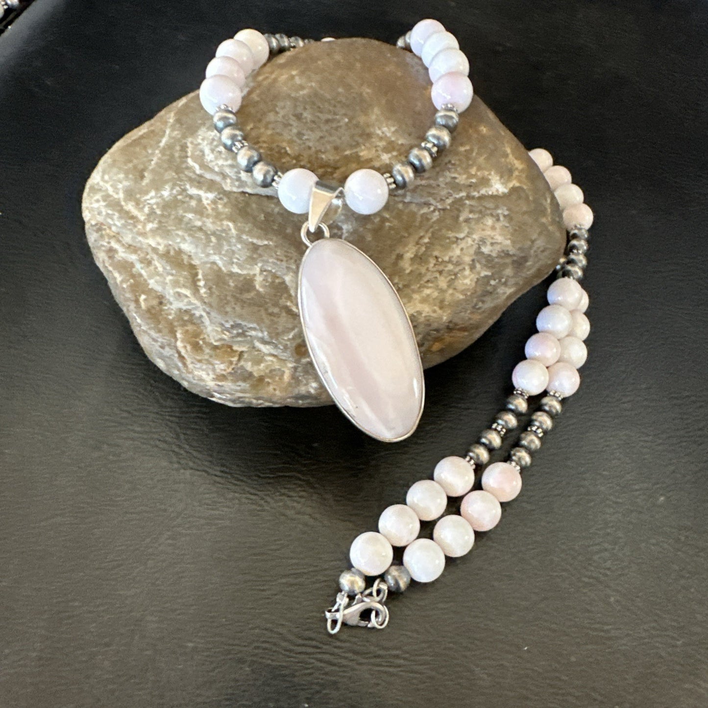 Southwestern Sterling Silver Pink Queen Conch Bead Necklace Pendant 20" 19555
