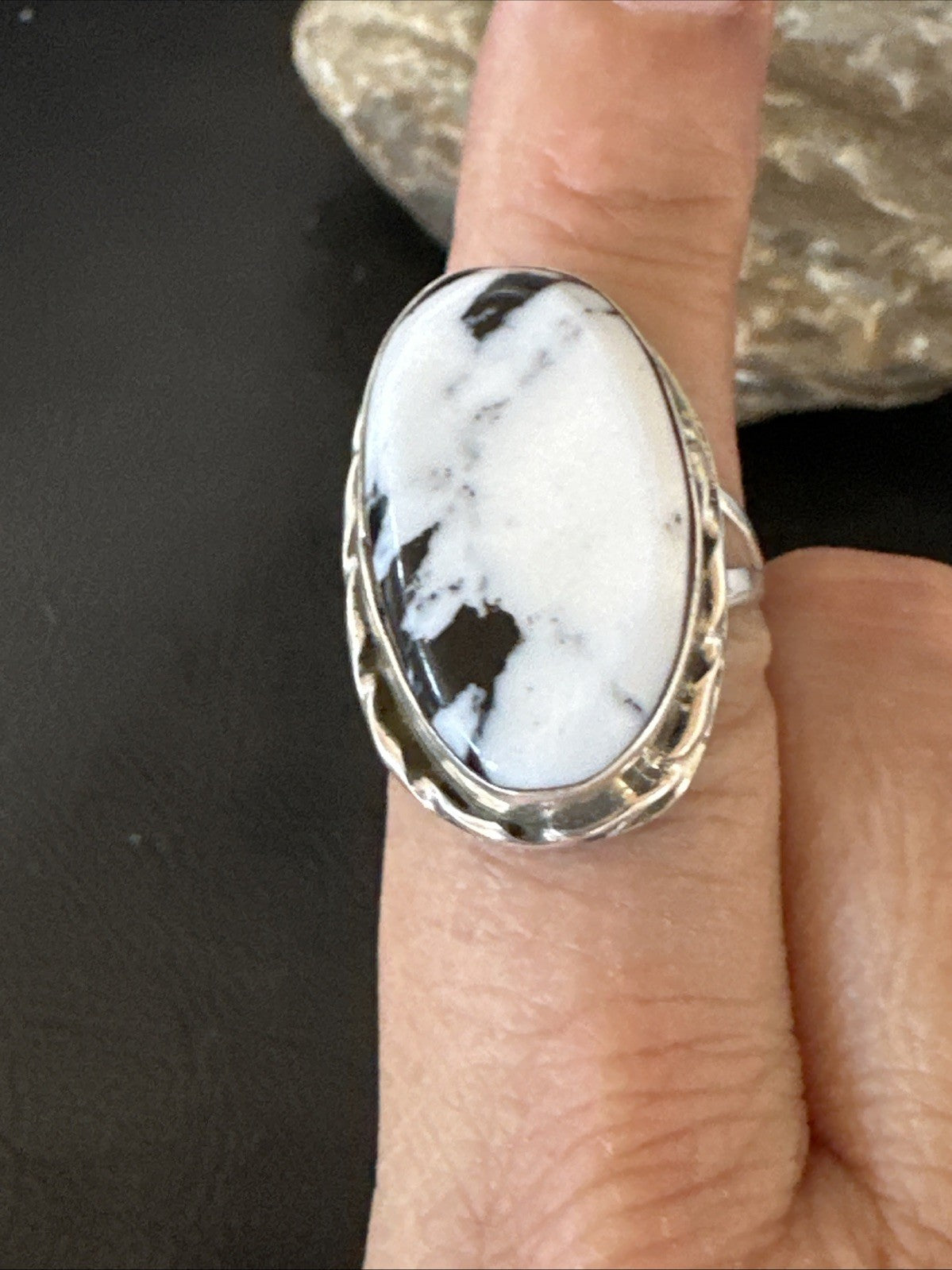 White Buffalo Turquoise Navajo Sterling Silver Ring Size 8 19800