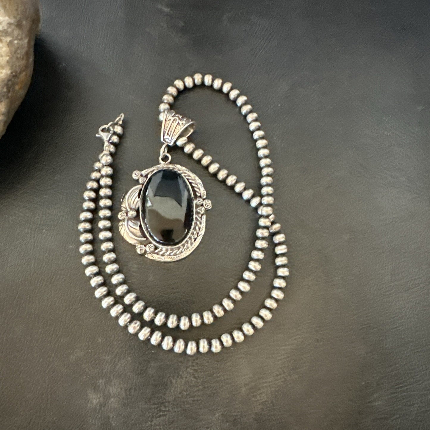 Mens Womens Black Onyx Pendant Navajo Sterling Silver Beads Necklace 18297
