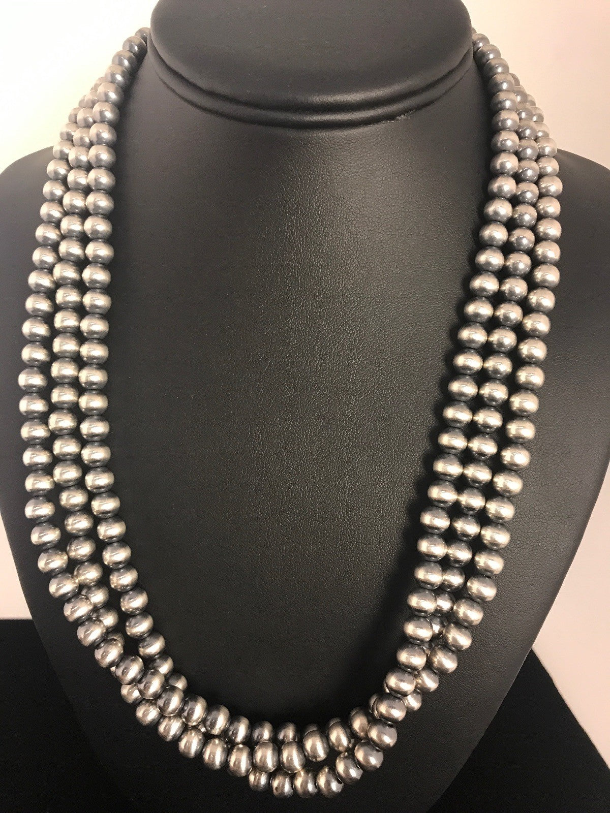 Native American Sterling Silver Navajo Pearls 7 mm Necklace 21” 3 Strand