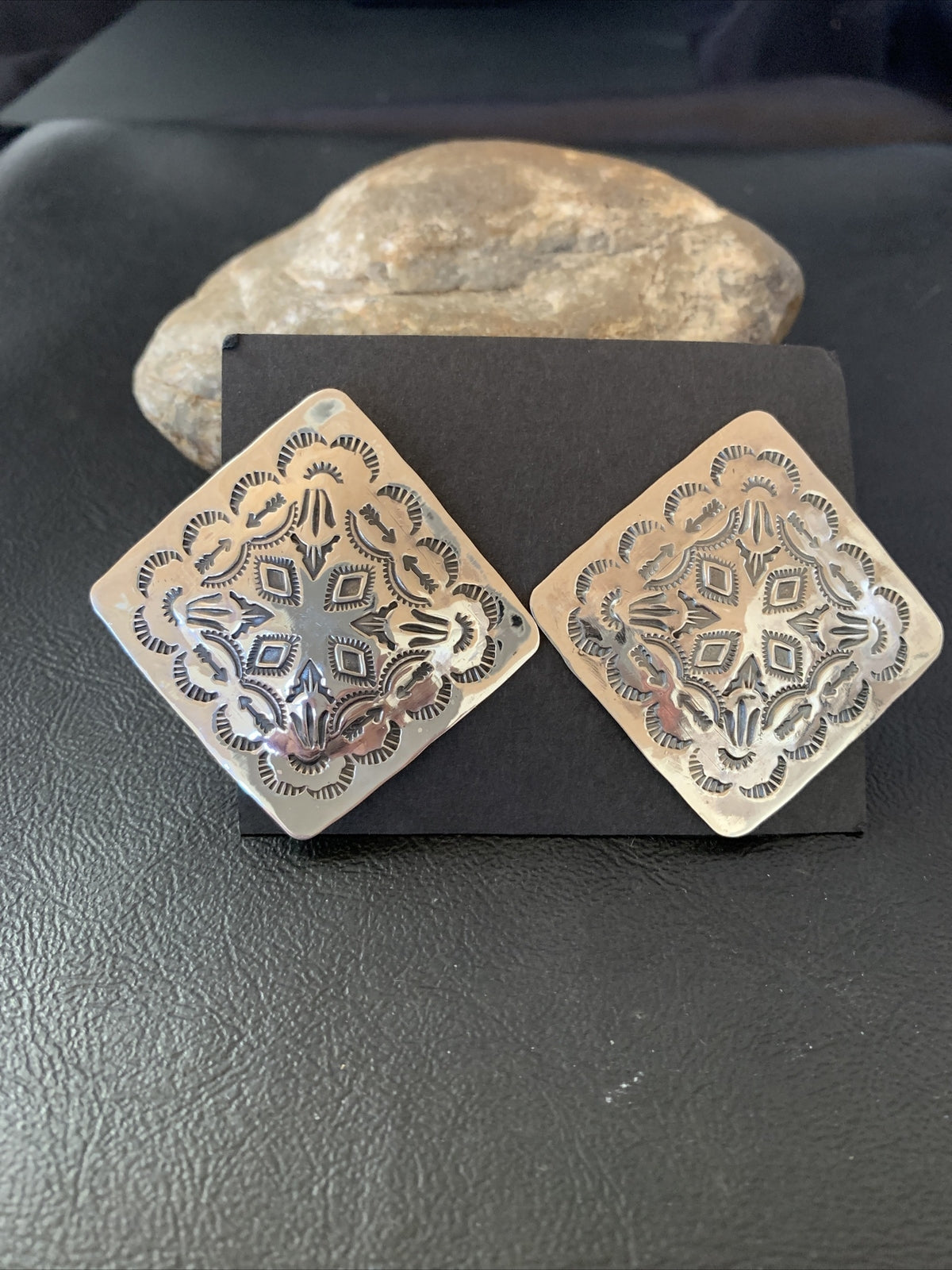 Native American Womens Navajo Sterling Silver Stamped Handmade Earrings M