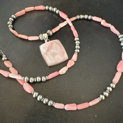 Southwestern Sterling Silver Pink Coral Bead Necklace Quartz Pendant 24" 19591