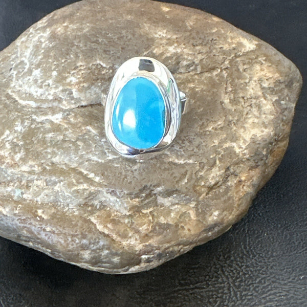 Southwestern Blue Kingman Turquoise Ring Size 8 | Sterling Silver | Authentic Native American Handmade | 18523