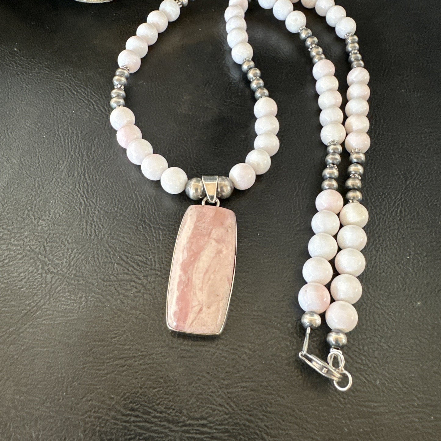 Southwestern Sterling Silver Pink Queen Conch Bead Necklace Pendant 20" 19584
