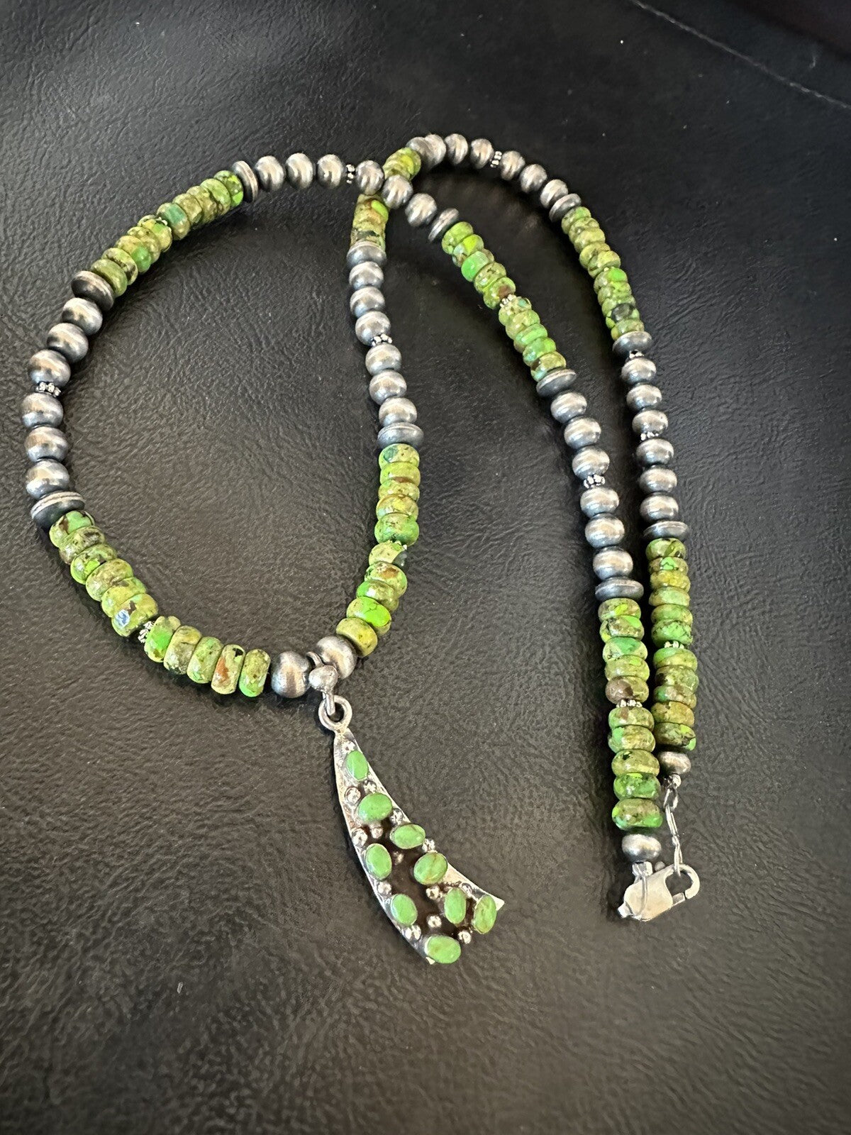 Womens Green Gaspeite Turquoise Pendant Navajo Sterling Silver Necklace 18369