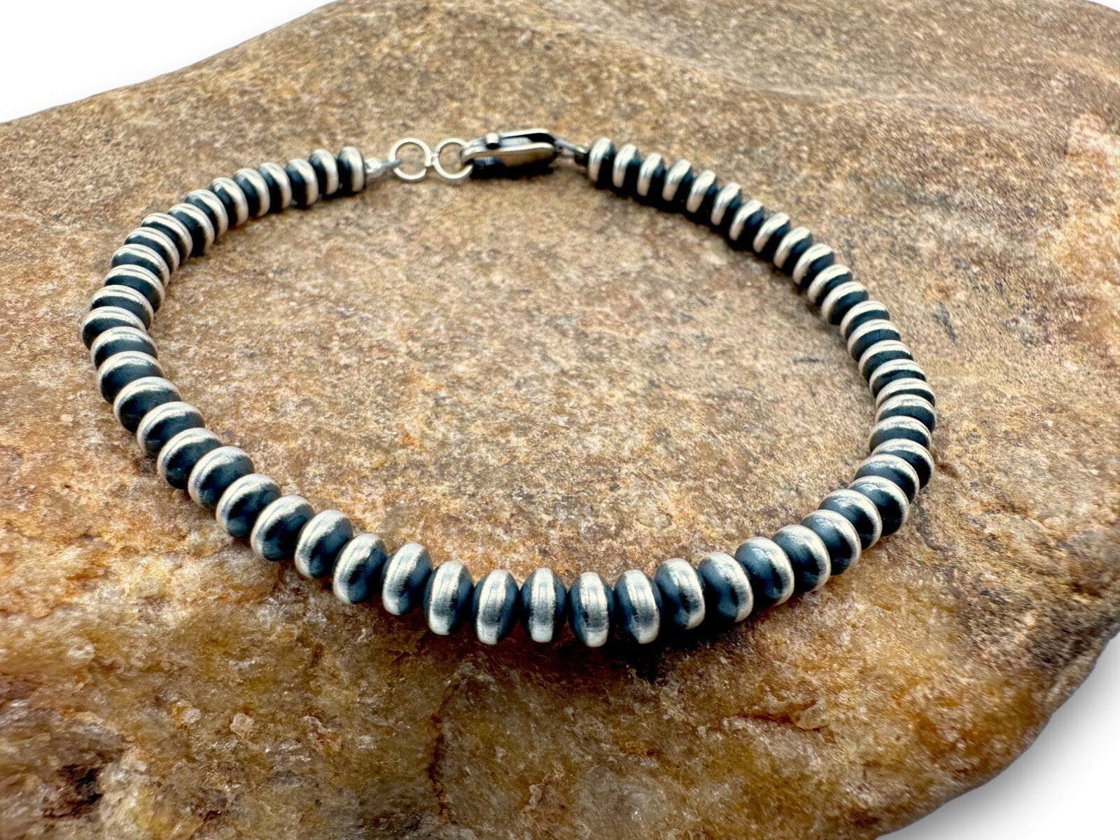 Navajo Sterling Silver Rondelles Saucer Flat Bead Bracelet 4mm 7" 98947