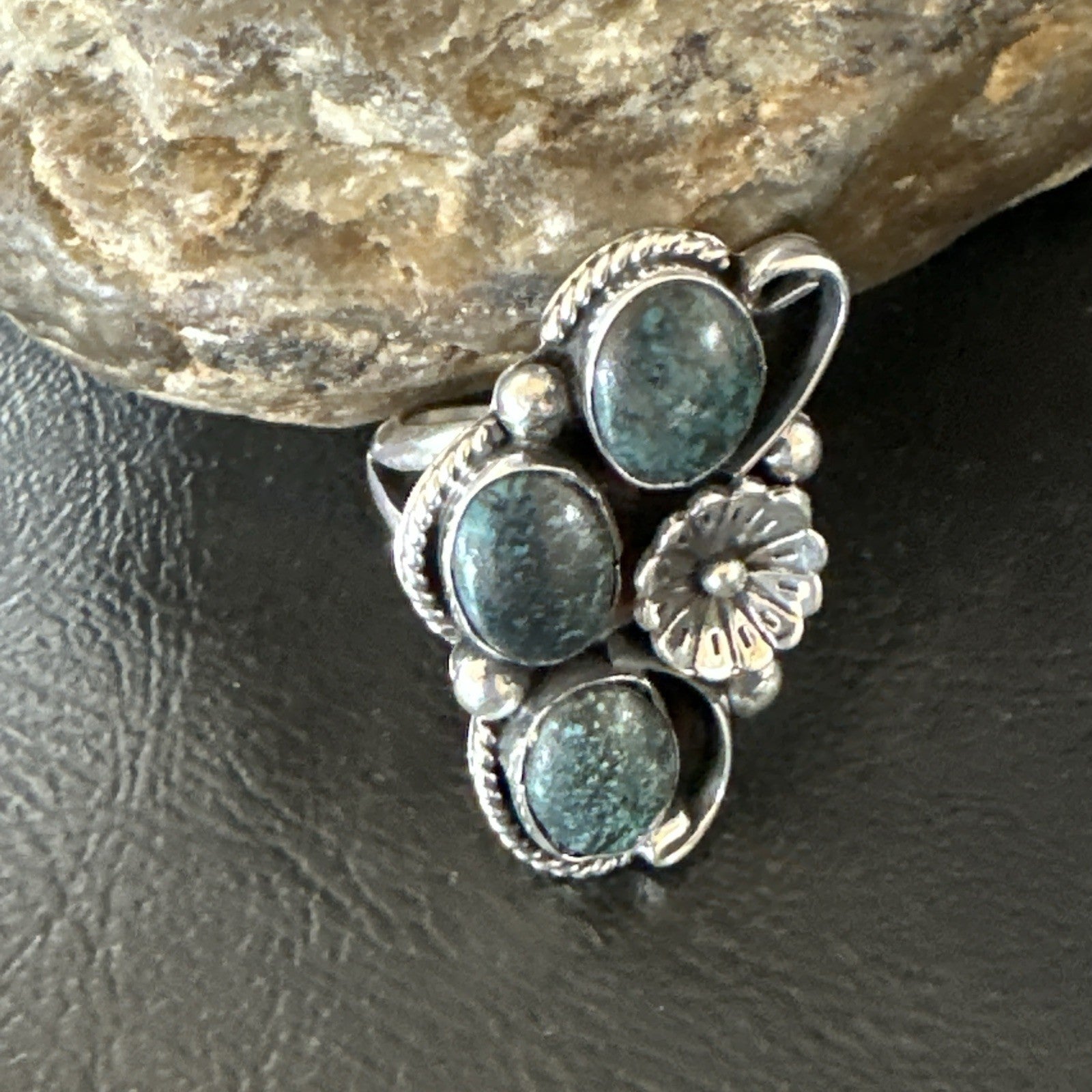 Yazzie Ring Blue Turquoise Navajo Sterling Silver Cluster Size 9.5 19241