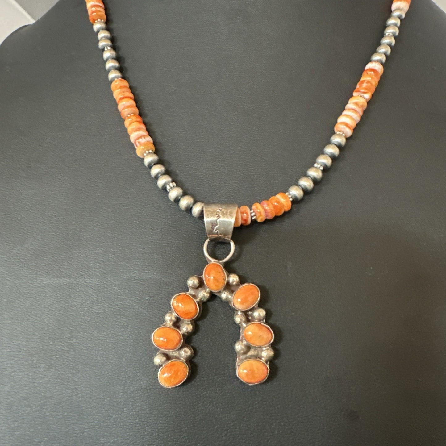 Navajo Pearls Sterling Necklace Orange Spiny Oyster Cluster Naja Pendant 19552