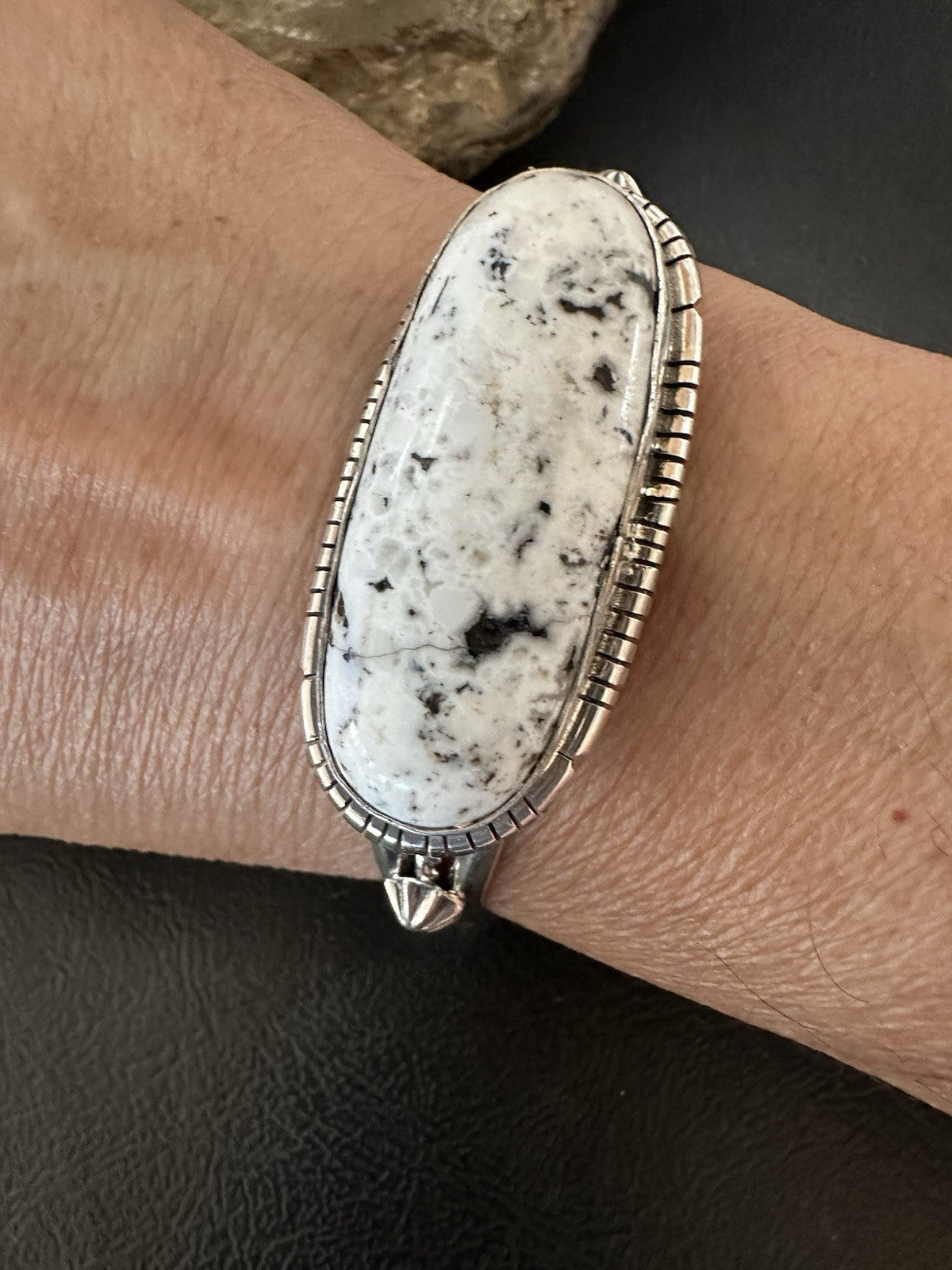 White Buffalo Turquoise Navajo Sterling Silver Cuff Bracelet 7" 19383