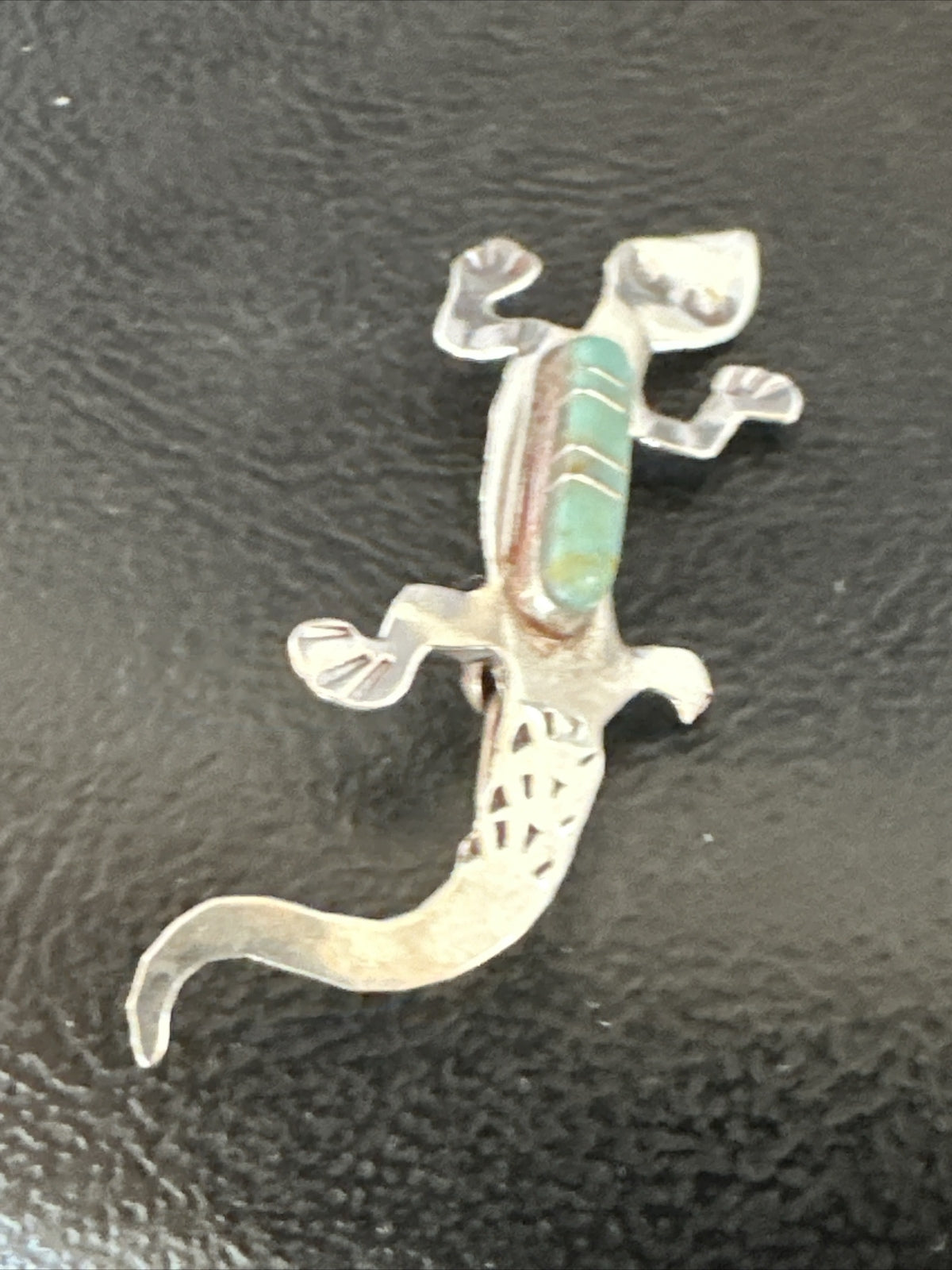 Blue Turquoise Navajo Sterling Silver Inlay Gecko Lizard Pin 18156