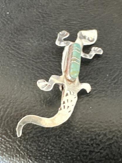 Blue Turquoise Navajo Sterling Silver Inlay Gecko Lizard Pin 18156