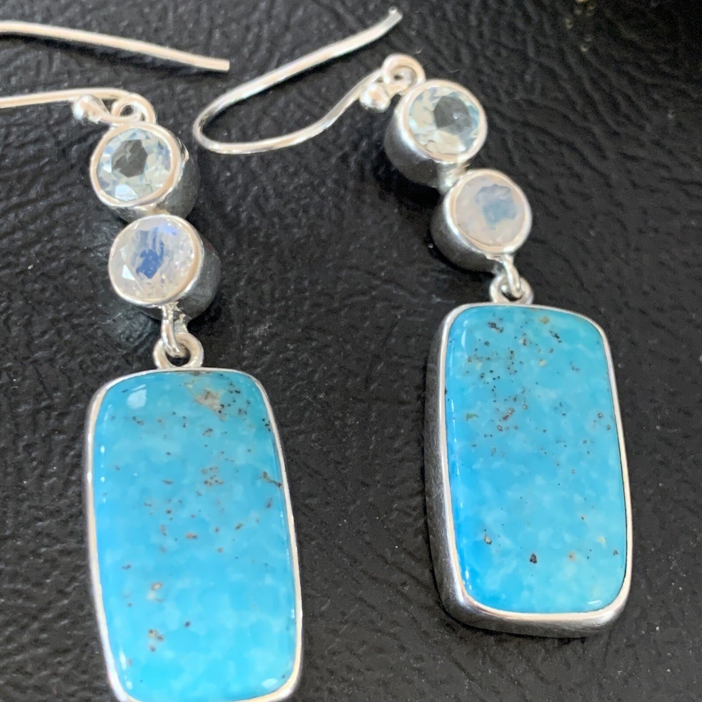 Womens Blue Kingman Turquoise Navajo Sterling Silver Earrings 12036