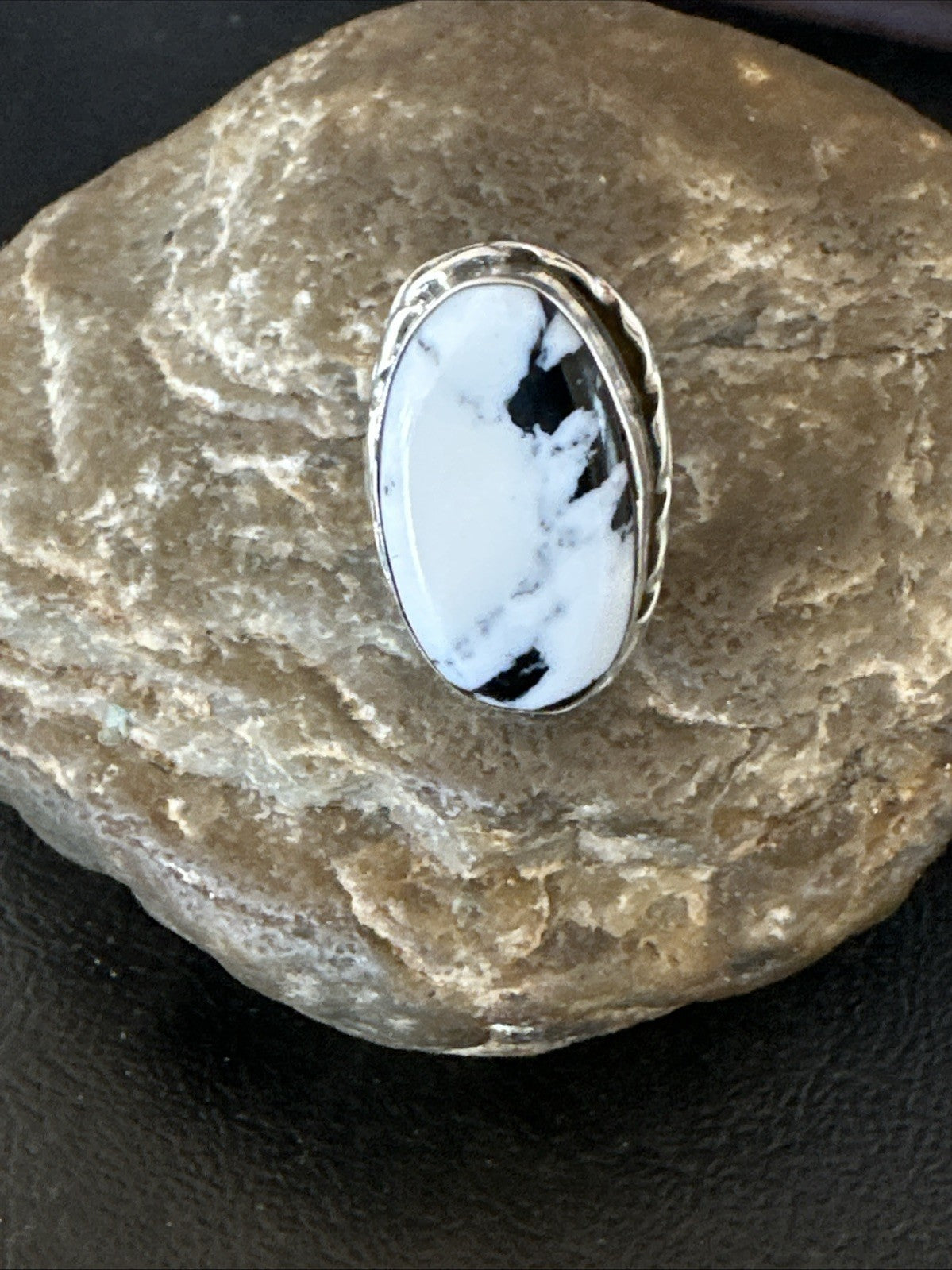 White Buffalo Turquoise Navajo Sterling Silver Ring Size 8 19800