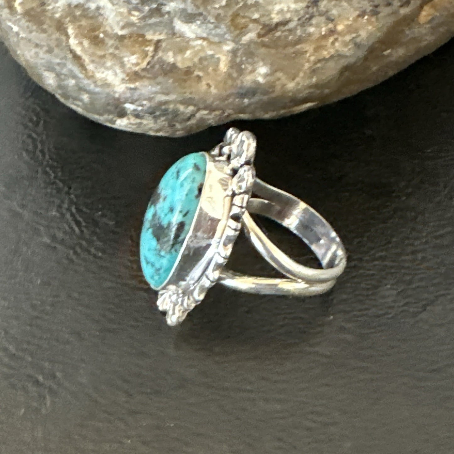 Yazzie Handmade Navajo Sterling Silver  Blue Kingman Turquoise Ring Size 8 19625