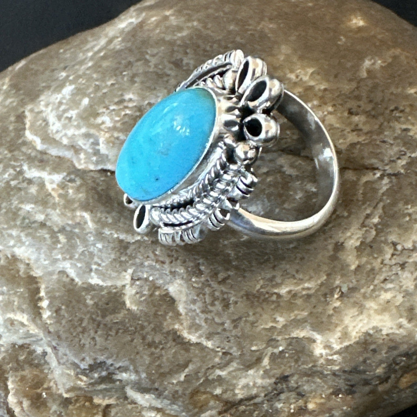 Yazzie Handmade Navajo Sterling Silver  Blue Kingman Turquoise Ring Size 7 19624