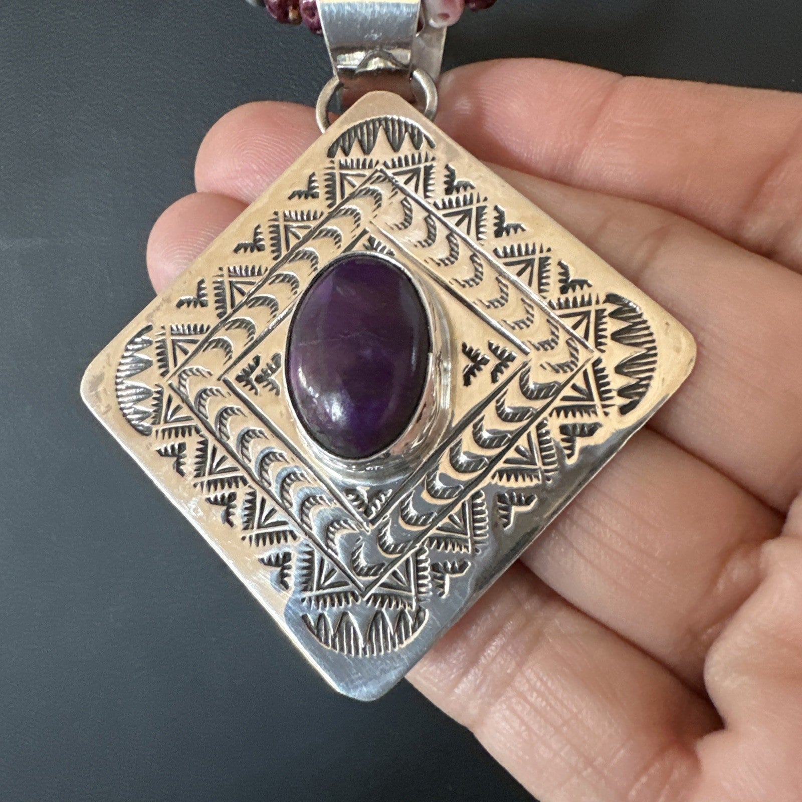 H Joe Purple Spiny Oyster Pendant Navajo Sterling Silver Necklace 19483