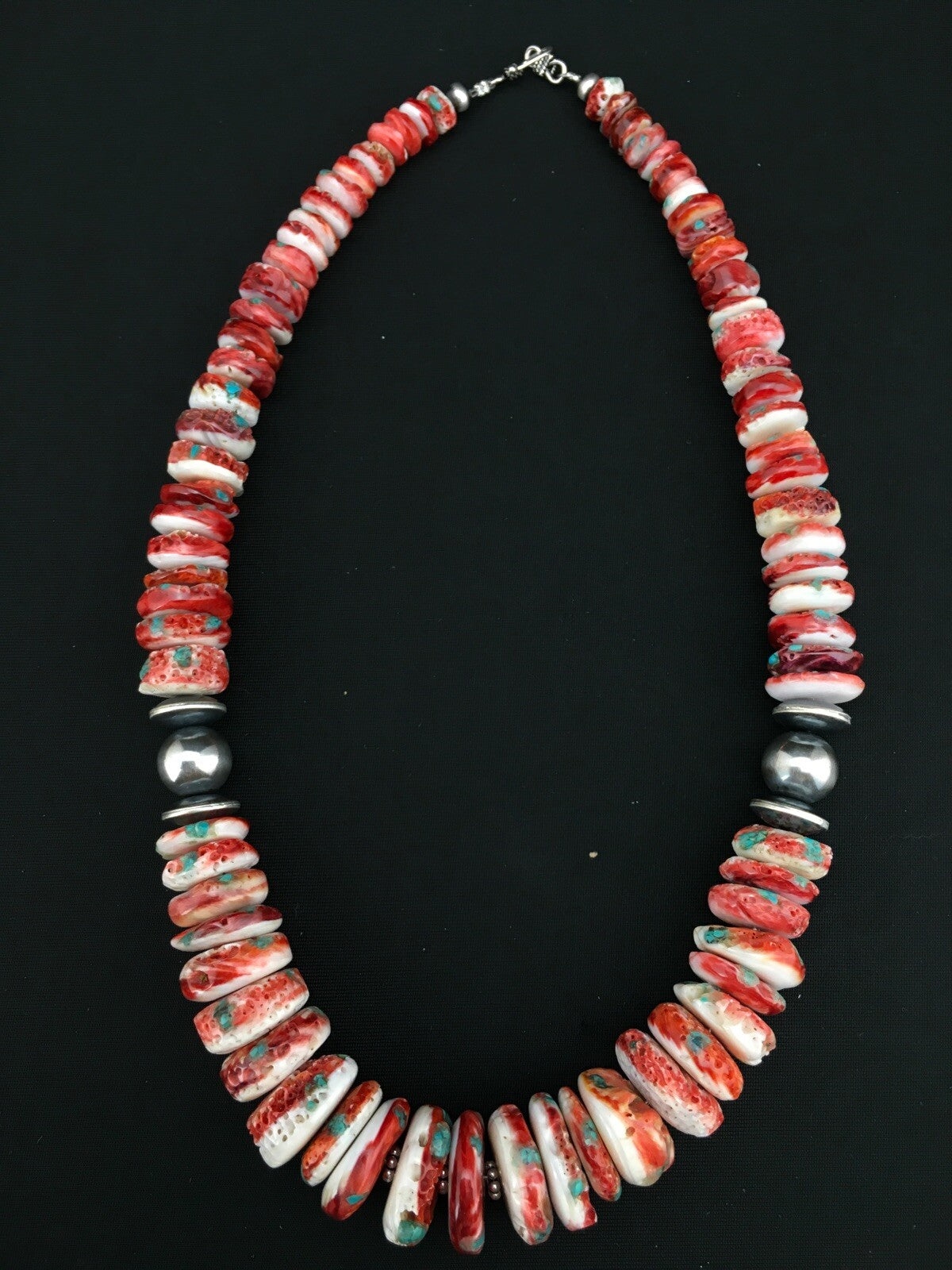 Native Spiny Oyster Graduated Navajo Sterling Silver Necklace 21" 04719