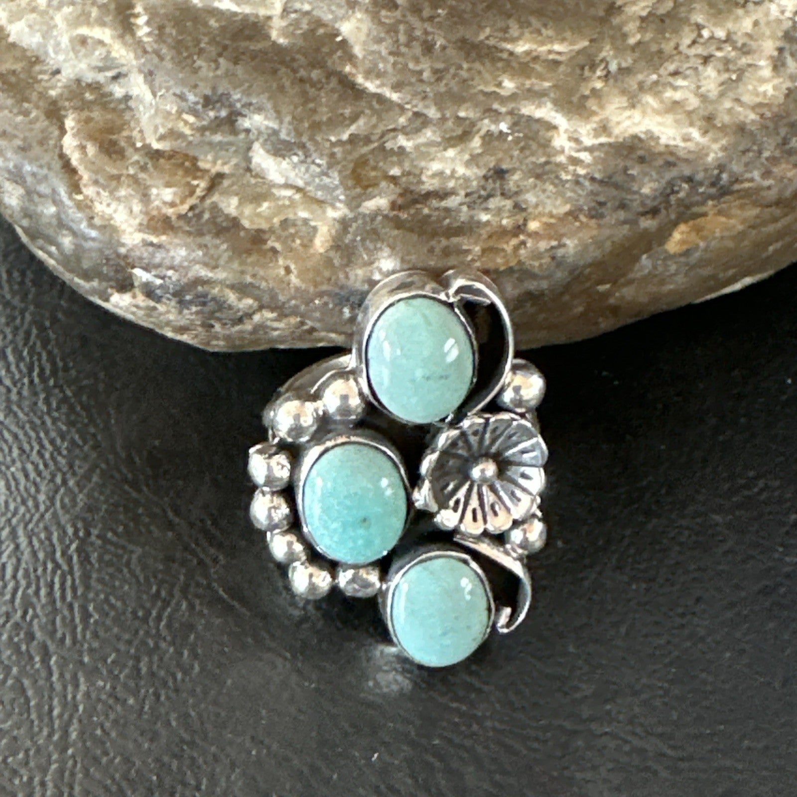 Yazzie Ring Green Turquoise Navajo Sterling Silver Cluster Size 9 19208