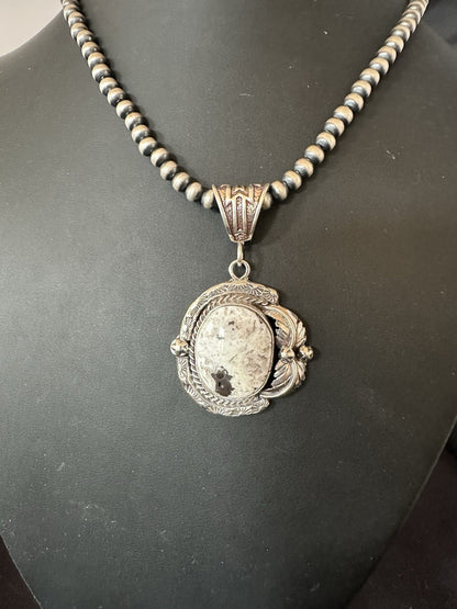 White Buffalo Turquoise Pendant Navajo Pearls Sterling Silver Necklace 19375