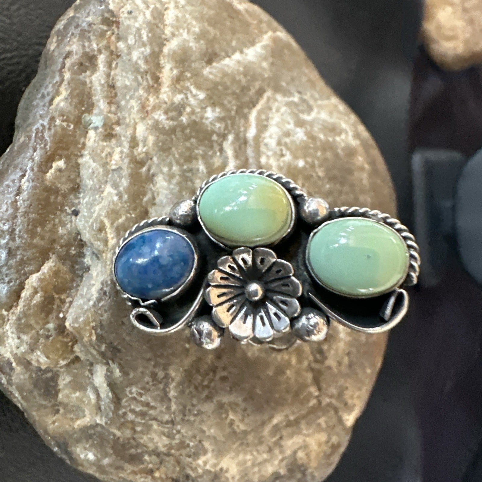 Yazzie Ring Green Turquoise Lapis Navajo Sterling Silver Cluster Size 8 19224